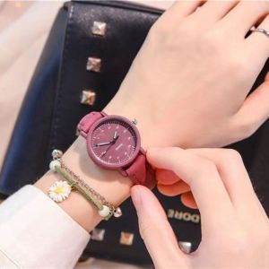 GGFG Round Dial Womens Quartz Watch Clock Classic Solid Colo Girls Leather Wrist Watch Elegant Simple Lady