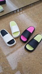 [Free Shipping] Thick-Soled WomenS Slippers For Outdoor Wear New Summer Korean-Style Two-Tone EVA Rubber Casual And Comfortable High-Heeled Slippers