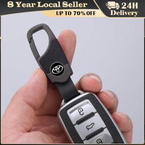 【Toyota】Leather Car Key Case For Toyota Vios Innova Fortuner Corolla Wigo Avanza Hilux Hiace Rav4 Revo Rush Camry Yaris Tamaraw FX FJ Cruiser Prado  Carbon fiber leather Car Keychain Key Rings