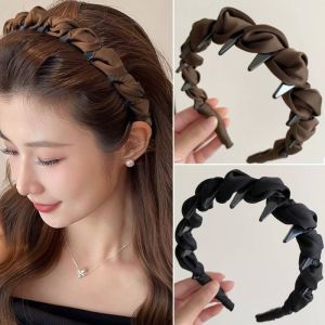 Elegant Satin Fabric Headband with Teeth for Anti-slip Grip Suitable for Daily Casual Wear