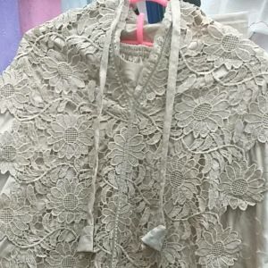 Mukena Sutra Paris Renda Matahari