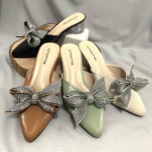 Choma Sendal Hak Kaca Wanita