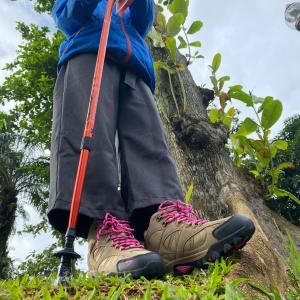 Sepatu Gunung Wanita SNTA 611 Warna Beige Trekking Hiking Outdoor Pendaki Sports