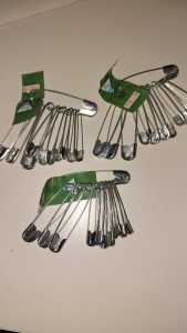 Peniti Swan / Safety Pins / Peniti Kemasan Plastik / Isi lebih banyak