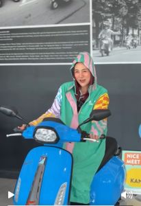 เสื้อกันฝน VESPA  HAPPY  RAIN  MULTI COLOUR