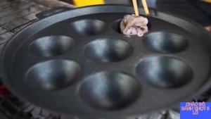 Chảo đổ bánh khọt 8 lỗ
