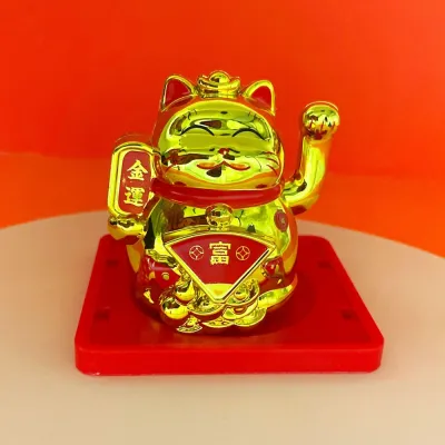JIYAN2866 Japanese Solar Lucky Cat Figurines Wave Hand Cute Waving Arm Lucky Cat Gifts Creative Car Decorations Home