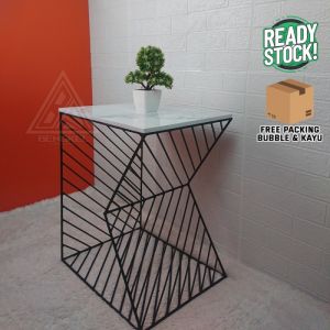 Meja Kerja Minimalis / Meja Minimalis Kamar/ Meja Bahan Besi Beton Kuat dan Tahan Lama / Meja Antikarat / Meja Kamar Aesthetic