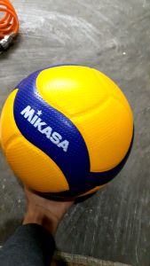 TERBARU BOLA VOLI ASLI V300W BOLA VOLLEY BOLA EMPUK BOLA ORIGINAL ASLI IMPORT BOLA LIGA PROLIGA