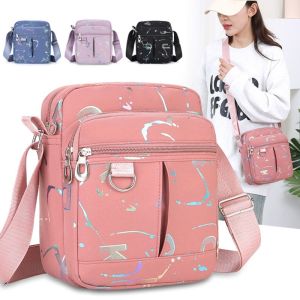 LANGJ การพิมพ์ลาย กระเป๋าสะพายไนลอนหลายกระเป๋า น้ำหนักเบามาก หลายชั้น กระเป๋าสะพายข้างลำลอง แฟชั่นที่ทันสมัย กันน้ำกันน้ำได้ กระเป๋าใส่โทรศัพท์มือถือ สำหรับผู้หญิง