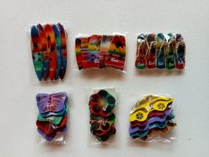 Gantungan kunci paket isi 5 surfing dan motif Bali
