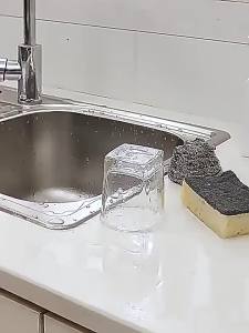 Silicone Kitchen Soap Tray Sink Tray For Kitchen Counter/Soap Bottles Sponge Holder And Organizer With Drain Spout Grey