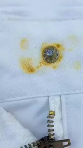 80ML Fabric Rust Remover Rapidly Break Down Water Rust Spots On Fabrics Practical Laundry Helper with Tip Nozzle
