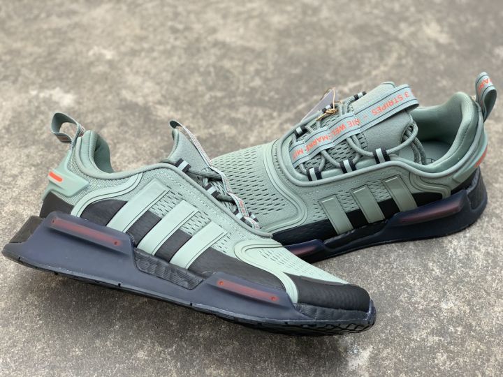 adidas gazelle silver green womens Adidas Men's NMD R1 Shoes main image 1