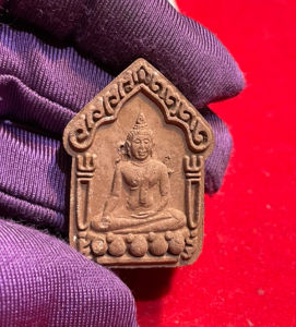 พระขุนแผนเนื้อชานหมาก พิมพ์ใหญ่ หลวงปู่ทิม วัดพระขาว พระผงรุ่นทรัพย์เศรษฐี สร้างปี 2540