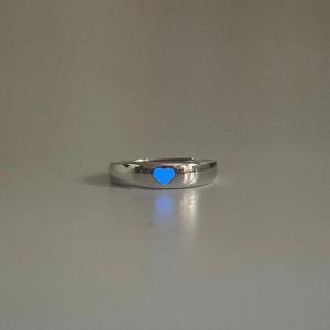 Fashion Blue Love Heart Luminous Ring for Women Men Fluorescent Ring Glow In Dark Adjustable Couple Finger Rings Jewelry Valentines Day Gift