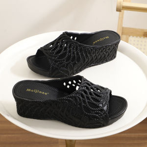WomenS Thick-Soled Sandals 2026 New Fashion Versatile Summer Hollow-Out High-Heeled Slip-On Non-Slip Comfortable Sandals