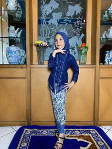 Setelan Kebaya Moderen Kutu Baru Mutiara 2024 Wisuda dan Hajatan Cantik Rok