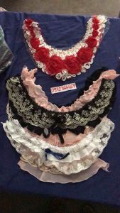 Ren làm cổ áo bánh bèo tiểu thư