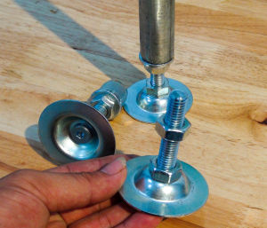 [HCM]Chân thép tăng chỉnh D60  ty 12/Metal adjuster