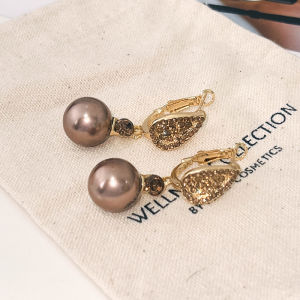 Fashionable Ring Gift 名媛风精致超闪锆石叶子珍珠耳扣简约百搭轻奢时尚耳环N1356