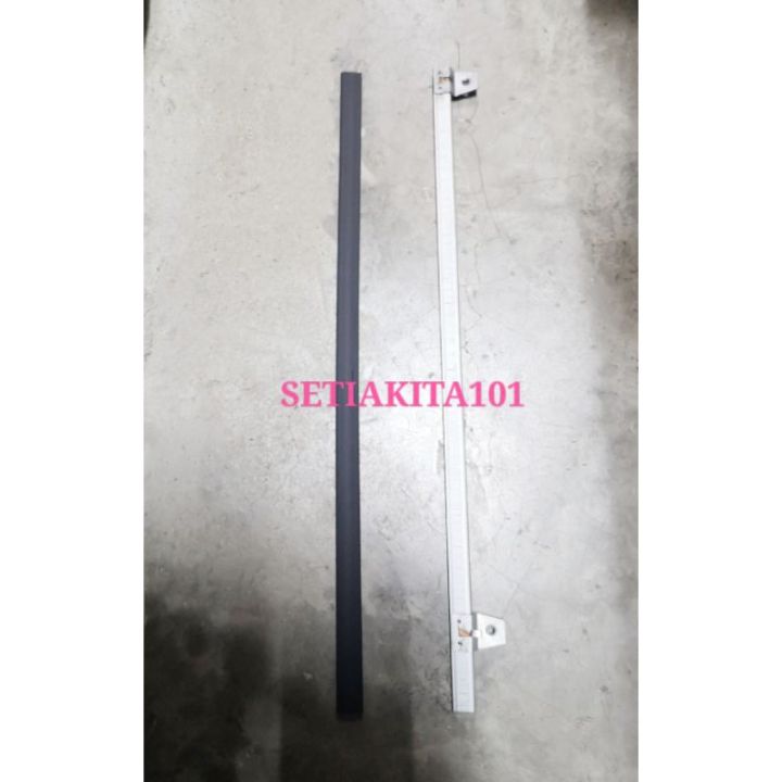 PROTON SAGA/ISWARA DOOR GLASS BRACKET/DOOR GLASS HOLDER/BESI CERMIN ...