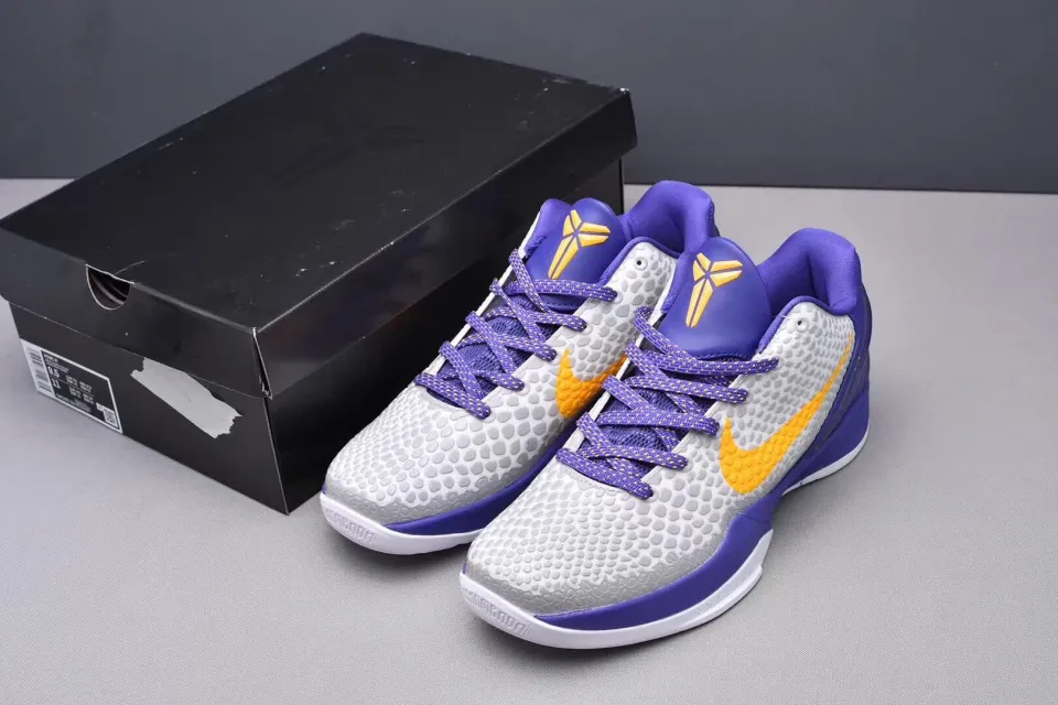 Lakers hot sale color shoes