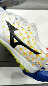 Giày đá bóng sân cỏ nhân tạo Mizuno Moriela Neo spf