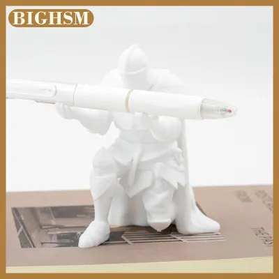 BIGHSM ที่ใส่ปากกาอัศวินยุคกลางโต๊ะเย็นจัดทรงคุกเข่าสร้างสรรค์สำหรับสำนักงานบ้านห้องเรียน