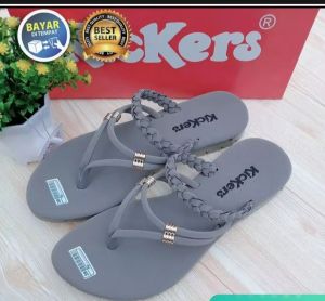 sandal wanita terbaru sandal  jepit kepang cocok  buat jalan santai kondangan dan acara dll knr 03
