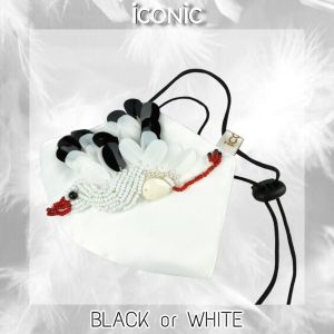 iCONiC - BLACK or WHITE iCONiC Mask #4429 ขาว - หน้ากากผ้า หน้ากากอนามัย งานฝีมือ สีขาว สุดโก้ สีดํา สุดคลาสสิก