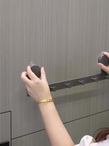 Bathroom Suction Cup Hook Back Door Hook No Drill Clothes Hanger Hook Wall Mounted for Kitchen & Bathroom & Toilet浴室吸盘挂钩后门挂钩无钻衣架挂钩壁挂式，适用于厨房、浴室和卫生间