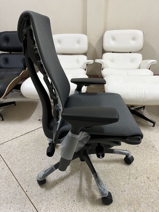 New%20Herman%20Miller%20Embody%20Sync%20Dark%20Carbon%20Color%20-%20Image%204