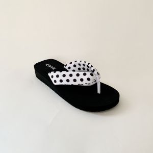 [Free Shipping] 2026 New Summer Womens Slippers for Outdoor Wear Thick-Soled Wedge Sandals Fashionable Polka Dot Beach Sandals