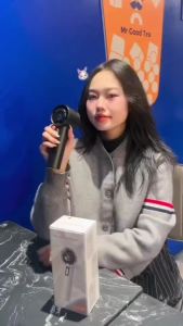 แฟนพัดลมเทอร์โบแบบถือที่มีความเร็วลมแรงมาก ระบายความร้อนเร็วได้นานถึง 8 ชั่วโมง