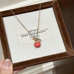 Dây chuyền mặt Táo Đỏ May Mắn men tráng men đổi màu thiết kế độc đáo tinh xảo thời trang dây chuyền áo len dây chuyền cổ nữ.