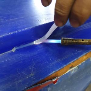 ลวดเชื่อม พลาสติก (PE welding wire)เส้นเชื่อม พลาสติก PE ไซส์ M เส้นสามเหลี่ยม ขนาด 8 มม. 5 เส้น เส้นละ 120 ซ.ม.สำหรับซ่อมถัง ซ่อมพลาสติก ซ่อมมุมถัง