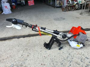 Máy Cắt Cỏ Chế chạy thuyền hơi 62cc 3.3hp  chân vịt thép . Bộ động cơ dàn láp chân vịt chạy xuồng ghe. Máy chạy nước mini