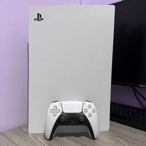 ORIGINAL PS5 CONSOLES (Used/Pre-owned)