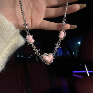 【Pharaoh🎀COD】Kalung Hati Cinta Gadis Pedas Y2k Rantai Tulang Selangka Desain Hip Hop Kalung Rasa