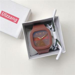 Rotating Moment 2023 New Square Large Dial Watch for Men and Women Original Easy Look Time Ins Simple Sen Waterproof Silicone Strap Couple Sports Clock