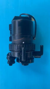 เสื้อกรองโซล่า+ไส้กรอง คอมมูเตอร์ แท้ เบอร์ศูนย์(23300-30205) ยี่ห้อTOYOTAรุ่น ตู้ คอมมูเตอร์(ท่องอ) 1250