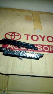 Set Emblem Mobil Toyota Land Cruiser
