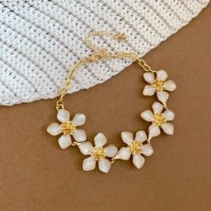 RITAL Pink Dripping Five-leaf Flower Bracelet Floral Jewelry Fashion Hand Chain Beautifully Designed Alloy Dripping Flower Bracelet Summer Vacation Style