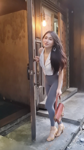 HIGH RISE ALIGN PANTS 24" [Ready Stock] [Msia Seller]平替裸感高腰提臀瑜伽裤