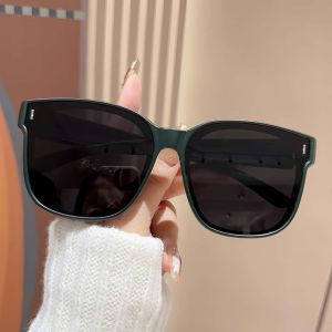 Cermin Mata Hitam Fit Over Sunglasses Berkualiti Tinggi TAC Polarized Anti UV400 Cover untuk Myopia Selesa Ringan Uniseks