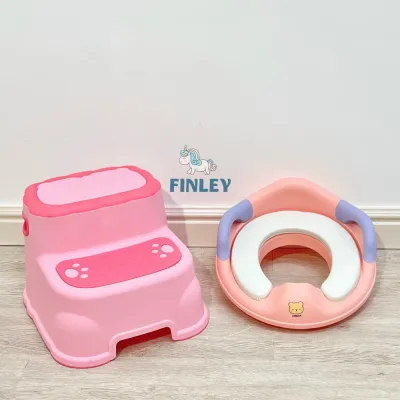 Bệ lót thu nhỏ bồn cầu cho bé ( k bao gồm ghế ) Finley gấu bear đi vệ sinh - toilet có tay vịn và đệm ngồi bằng da êm ái dễ vệ sinh