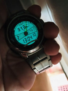 đồng hồ nam si Nhật Casio dây thép size 42mm có nhiệt độ tuần trăng