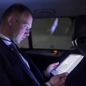 Student Led Tablet Book Light Adjustable High Brightness Eye Night Vision Reading Light Desk Lamp Creative Desk Lamp