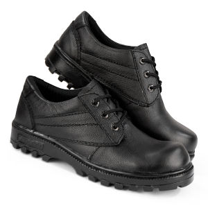 Sepatu safety boot pendek pelindung besi ujung kaki / Bahan kulit warna hitam Model bertali NFC 103